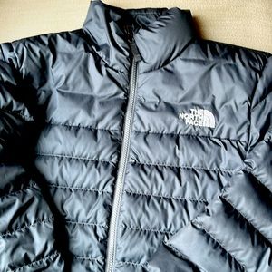 Men’s North Face Jacket.  Size Small.  Color Grey.